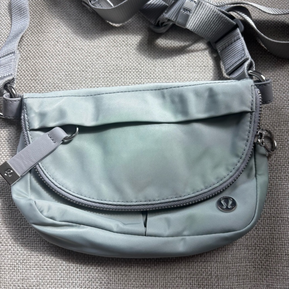 lululemon All Night Festival Belt Bag light green - Picture 5 of 11
